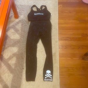 Soulcycle Lululemon Leggings + Bra